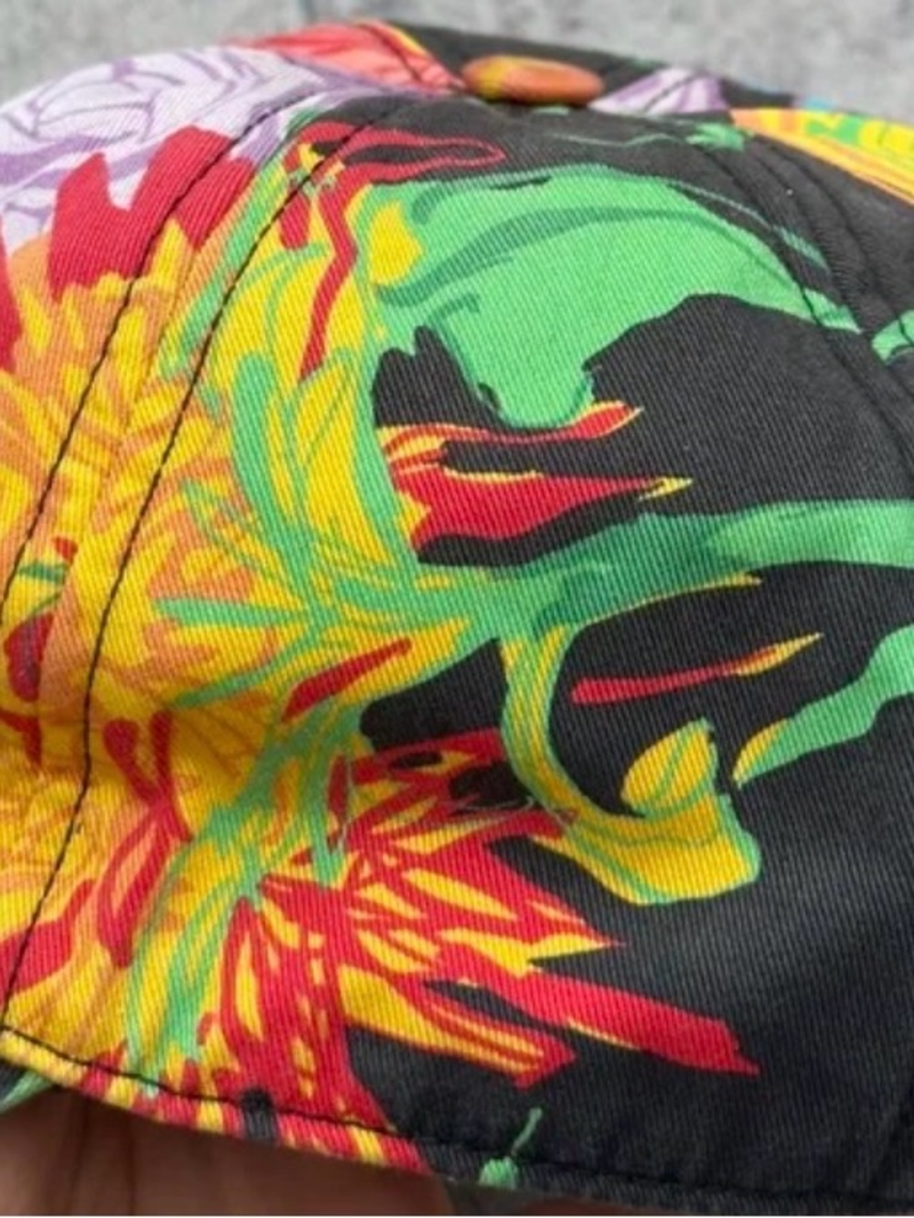 Gucci Hat Ken Scott Floral Theme GG Marmont Logo Black . Like New - Picture 5 of 14